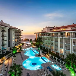 Ramada & By Wyndham **** Кушадасы